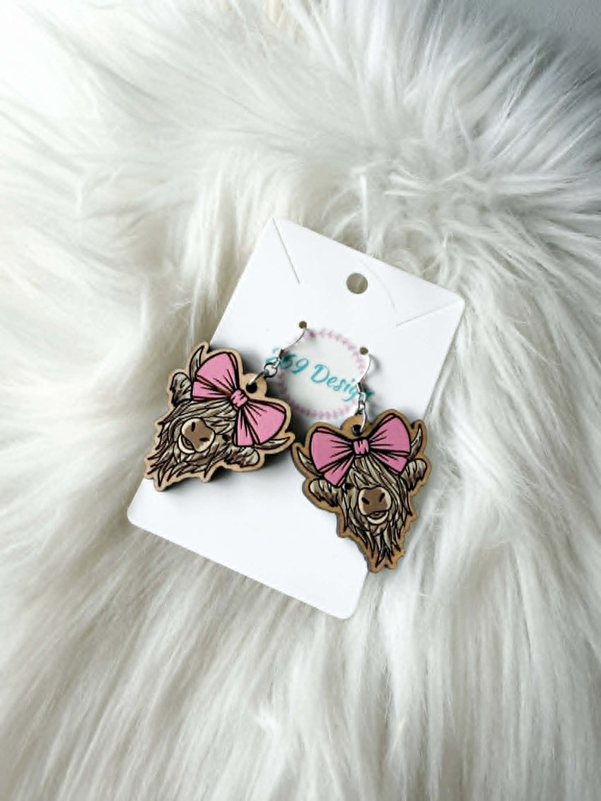 Highland Cow Bow Dangles