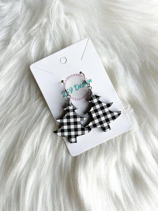 White and Black Buffalo Plaid Tree Dangles (Style 2)