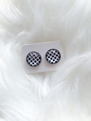 White and Black Polka Dot Cab Stud (12mm)