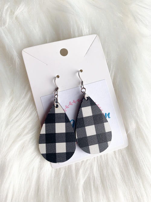 Black and White Buffalo Plaid Teardrops (Wood)