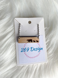 Mama Bear, 2 Cubs Bar Necklace