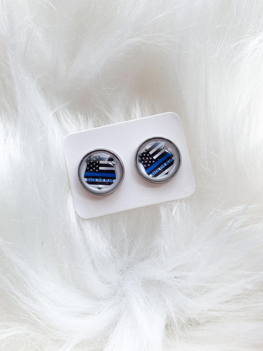 Back The Blue Cab Stud (12mm)