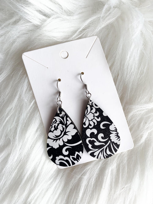 Black and White Filigree Teardrops