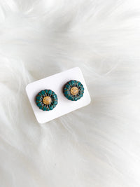 Daisy Studs