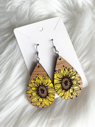 Distressed Sunflower Teardrops